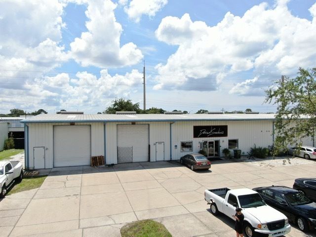 1940 13th St, Sarasota, FL 34236
